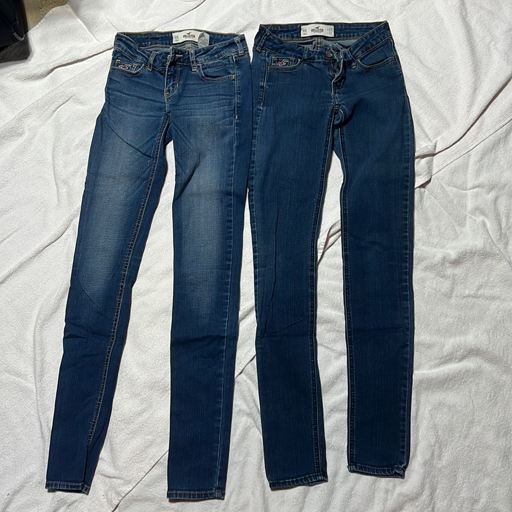 Hollister women's jeans size 23 waist 33 length 2 pairs